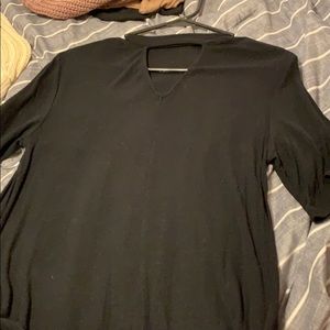 Ribbed triangle cut out top